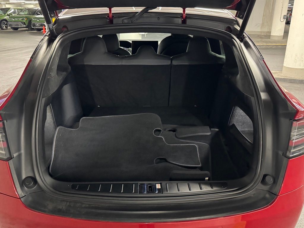 2022 Tesla Model X photo 22