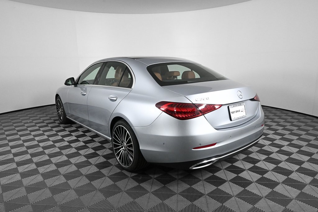 2025 Mercedes Benz C 300 photo 4