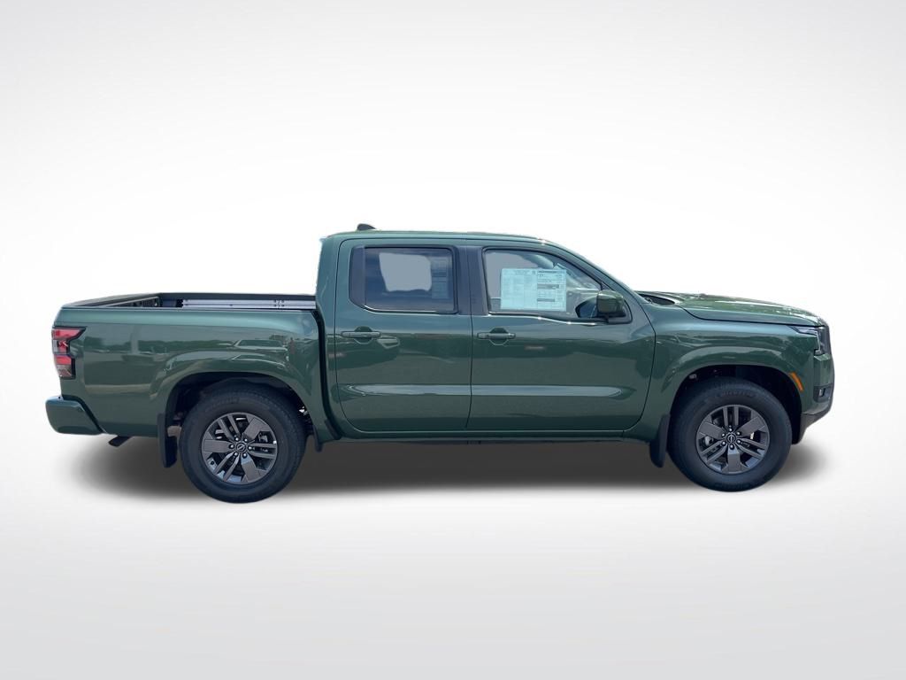 2025 Nissan Frontier SV photo 3