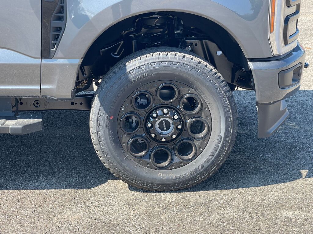 2026 Ford F-250 XLT photo 16