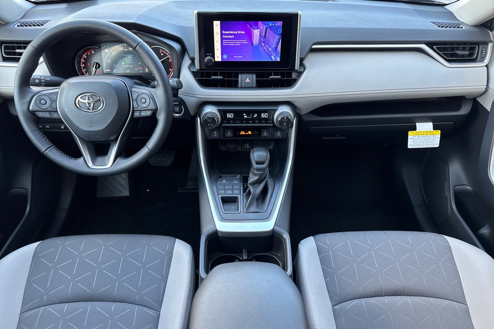 2025 Toyota RAV4 XLE photo 3