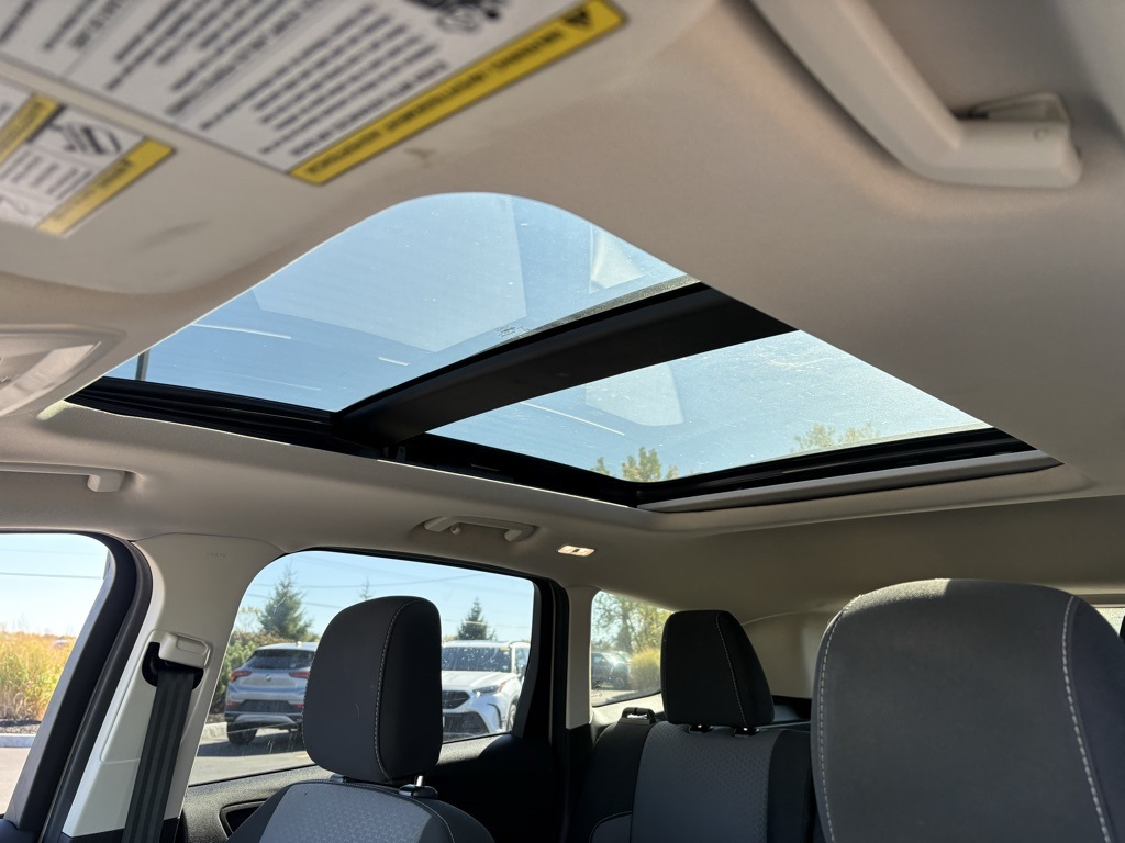 2018 Ford Escape SE photo 2