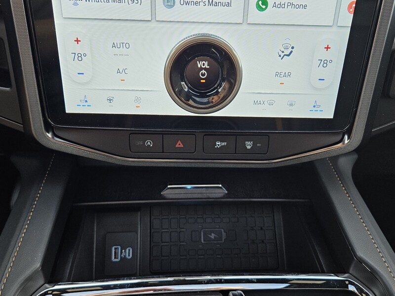 2024 Ford Expedition Platinum MAX photo 18