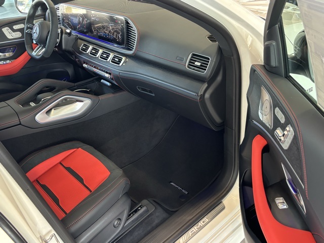 2026 Mercedes Benz GLE AMG 53 photo 26