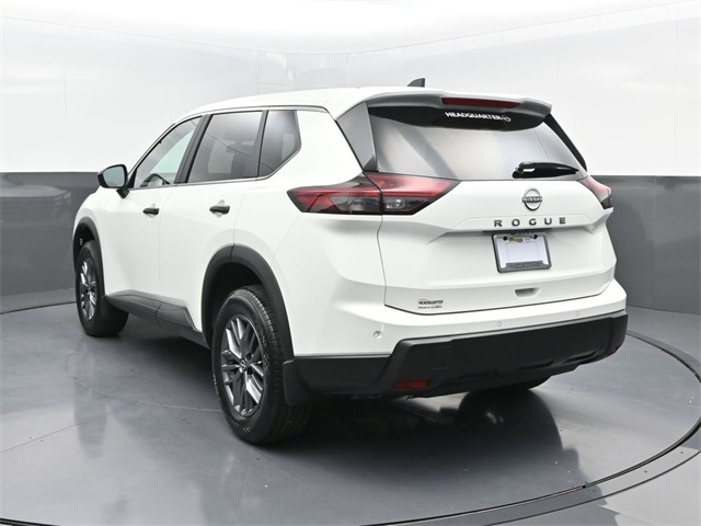 2026 Nissan Rogue S photo 4