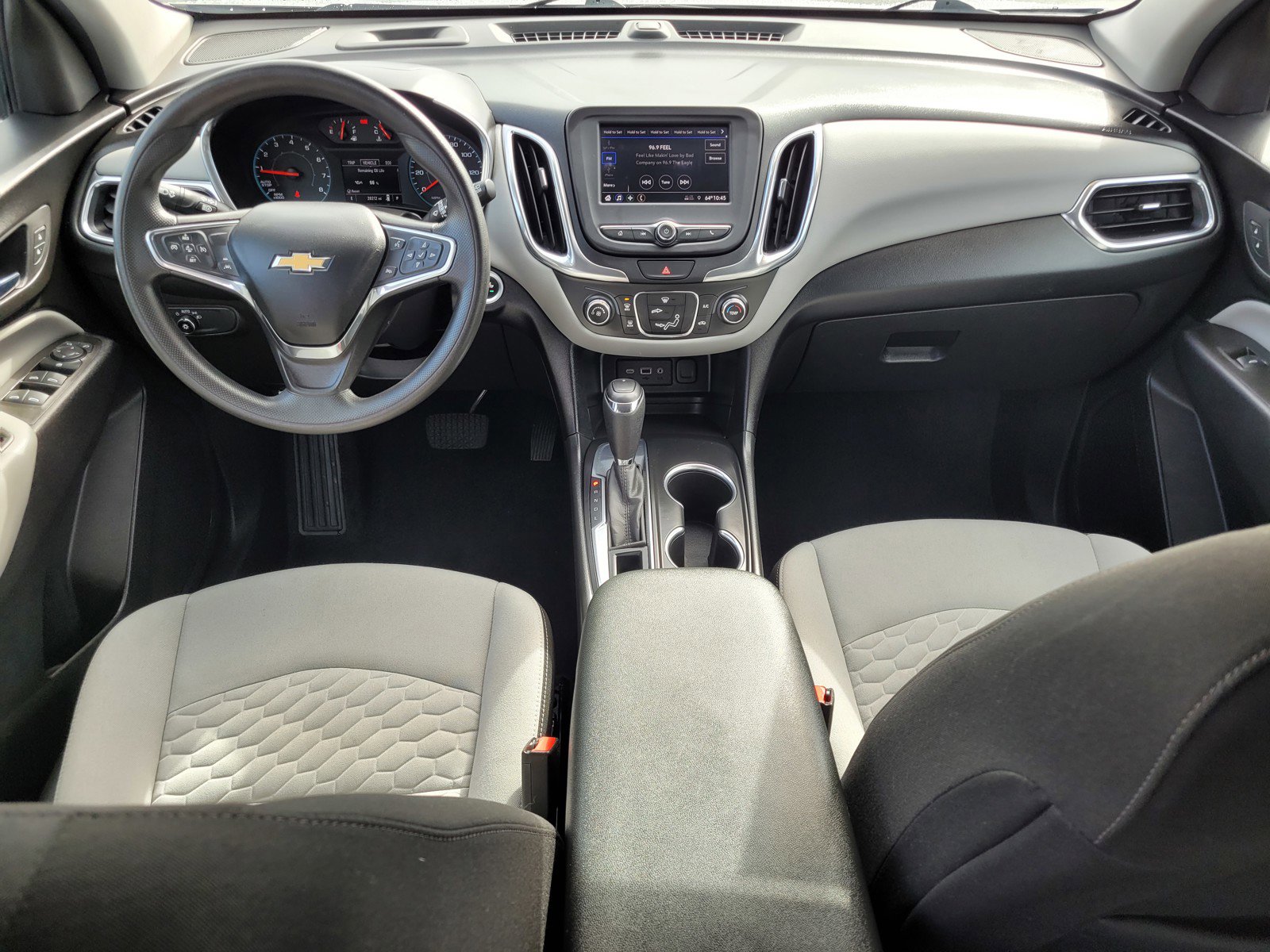 2021 Chevrolet Equinox LS photo 13