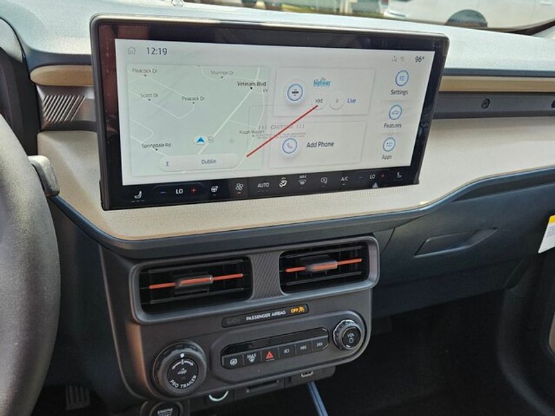 2025 Ford Maverick Lariat photo 18