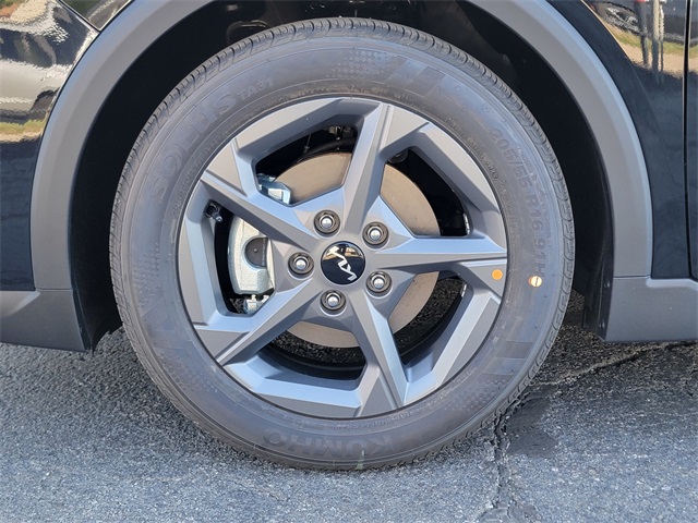 2025 Kia K4 LXS photo 9