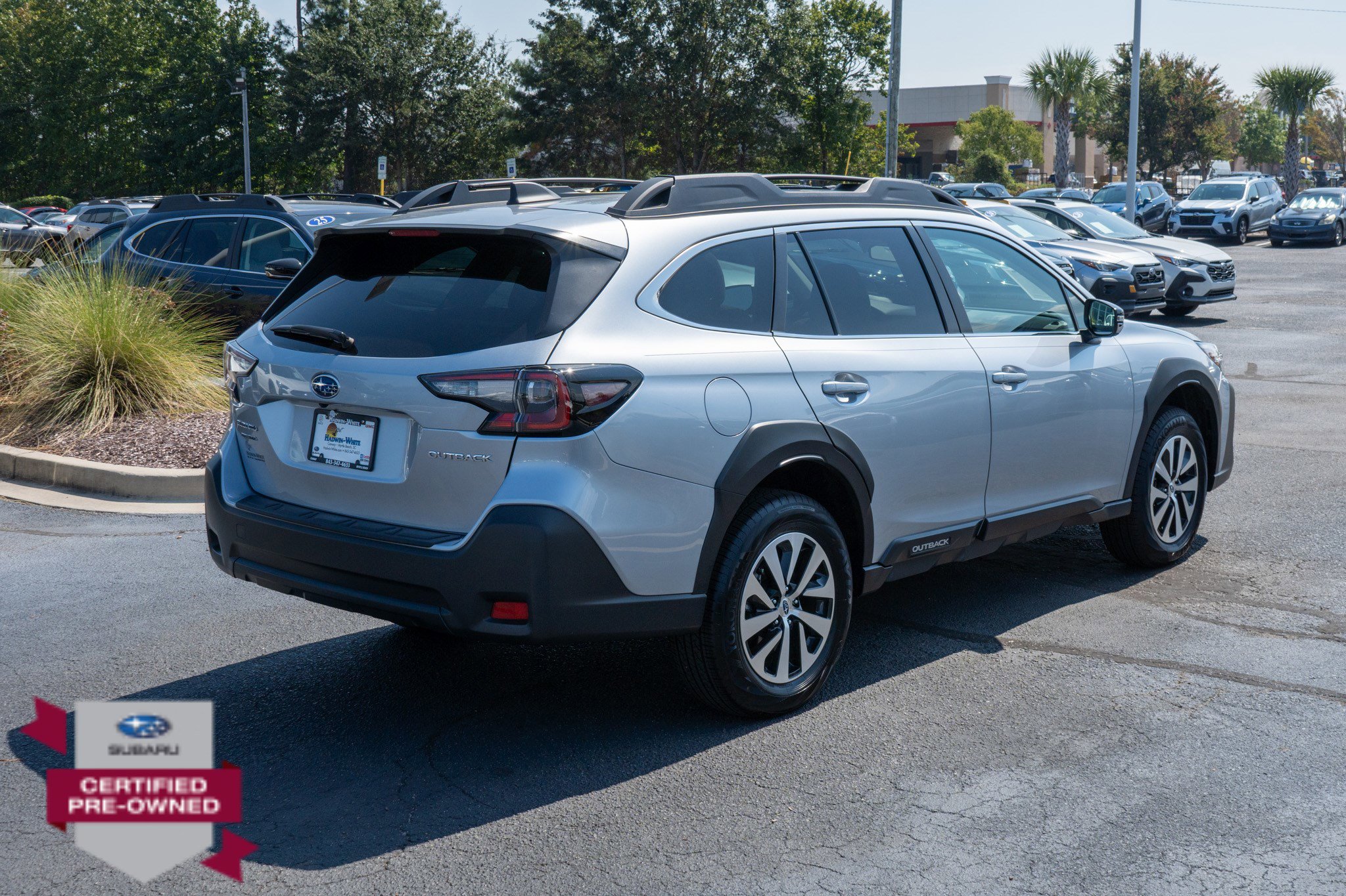 2025 Subaru Outback Premium photo 3