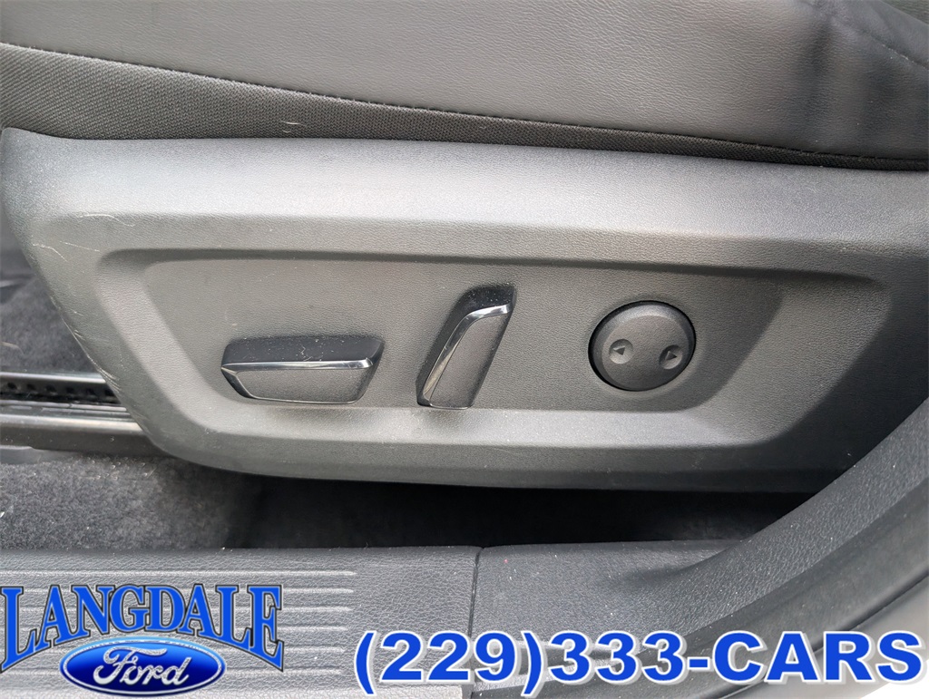 2021 Nissan Rogue SV photo 16