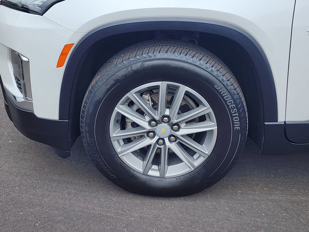 2022 Chevrolet Traverse Leather photo 8