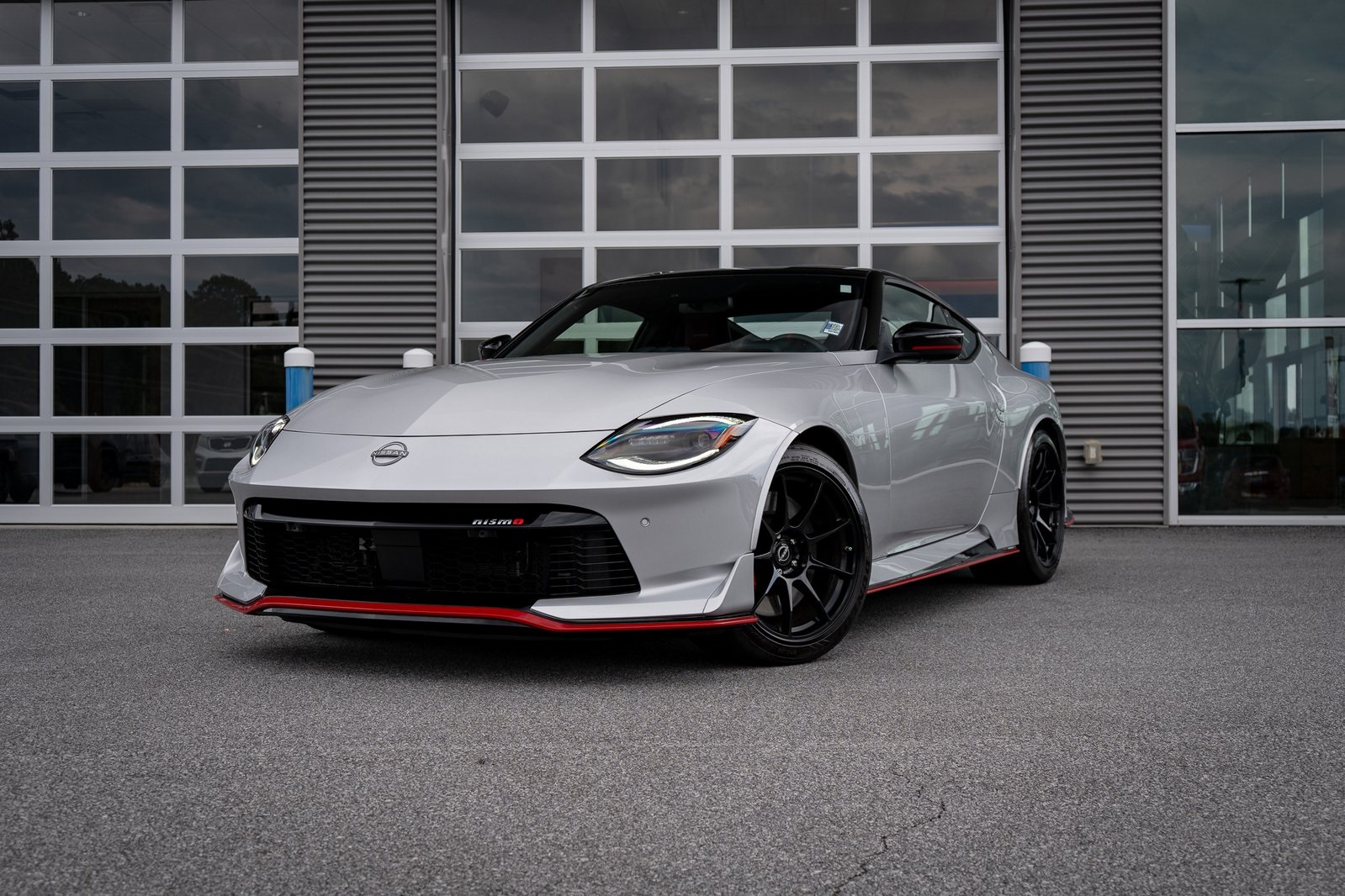 2024 Nissan Z Nismo photo 3
