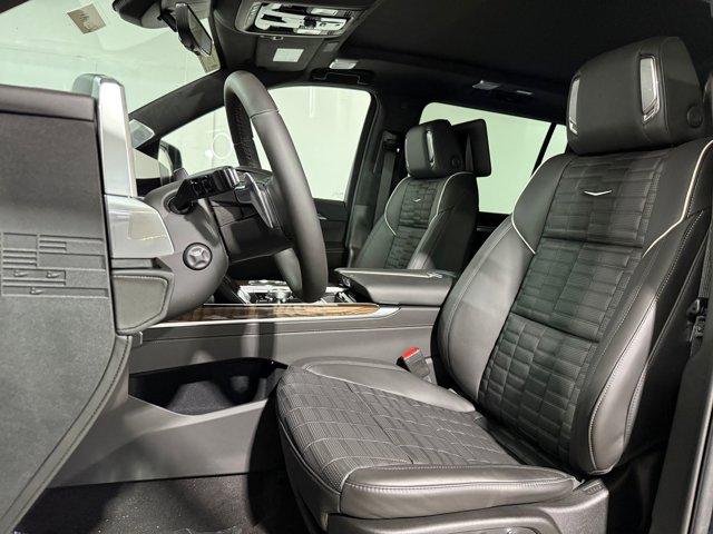 2025 Cadillac Escalade ESV Premium Luxury Platinum photo 2