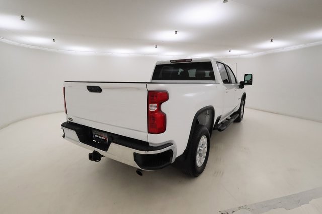 2024 Chevrolet Silverado 3500HD LT photo 2