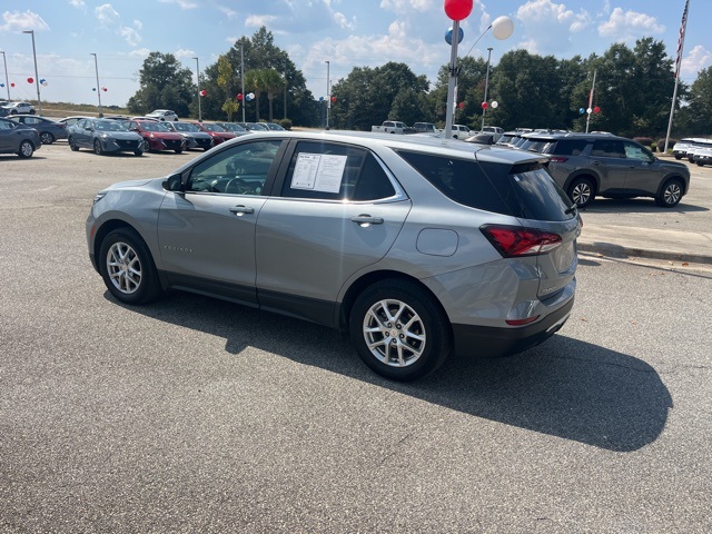 2023 Chevrolet Equinox LT photo 3