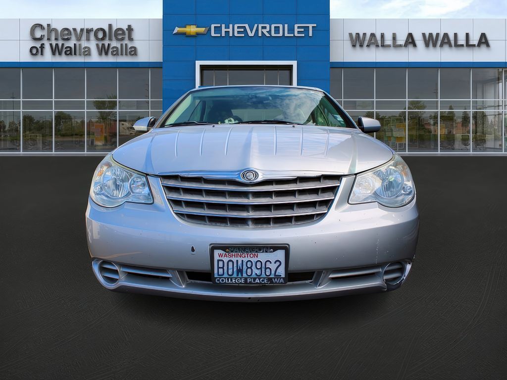 2008 Chrysler Sebring Touring photo 2