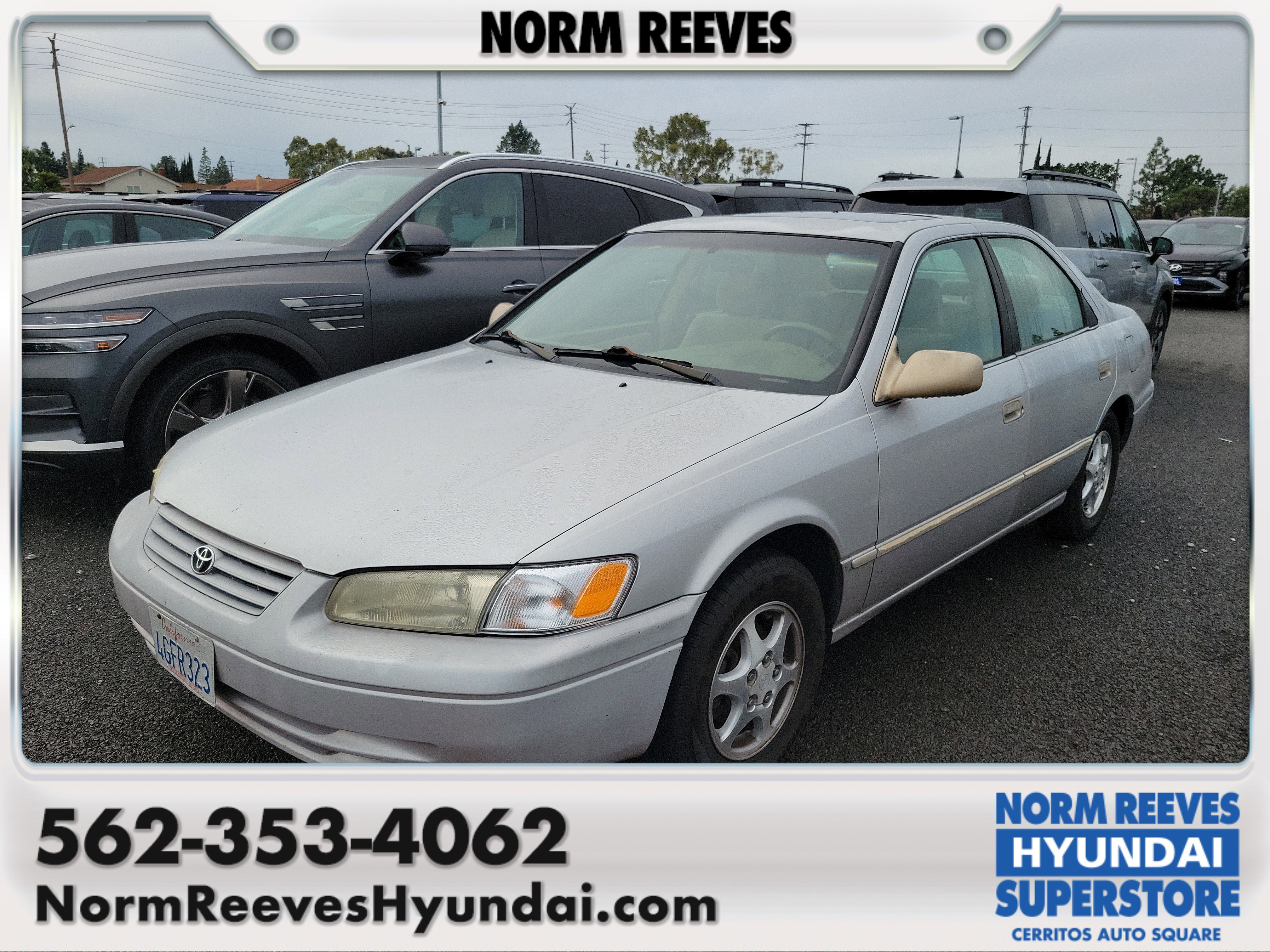 1999 Toyota Camry LE's photo