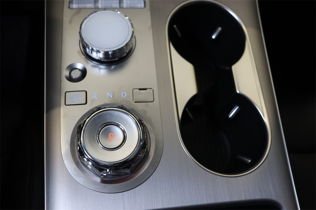 2026 Genesis GV70 2.5T Select photo 21