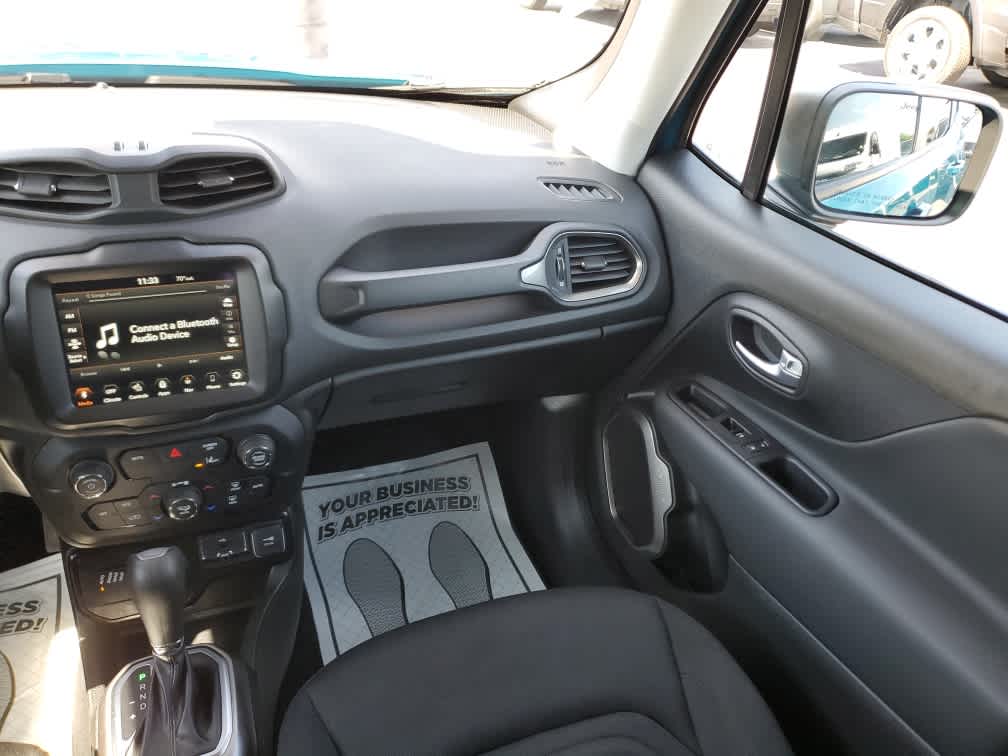 2022 Jeep Renegade Latitude photo 15