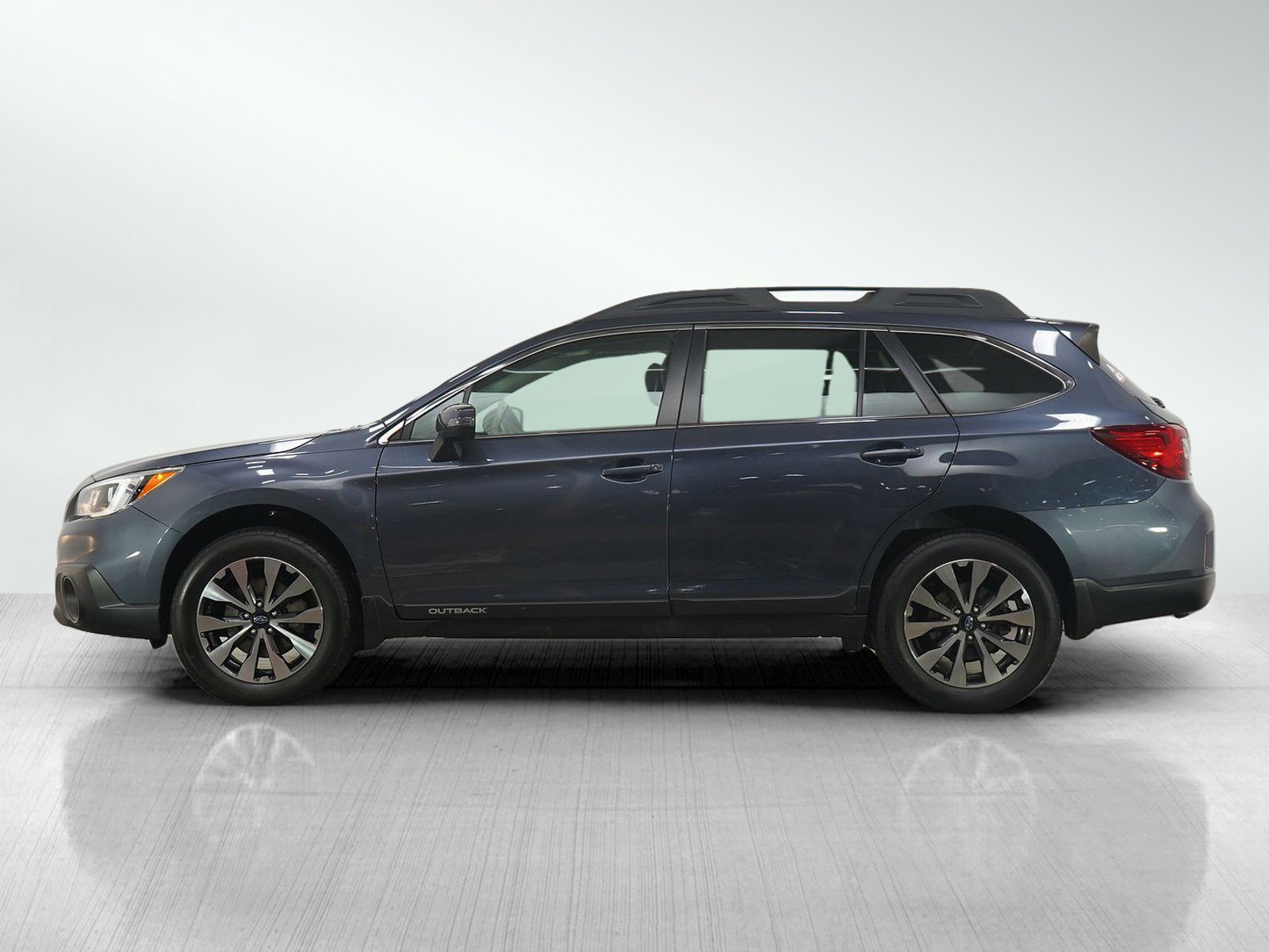 Used 2016 Subaru Outback Limited with VIN 4S4BSANC9G3324466 for sale in Burnsville, Minnesota