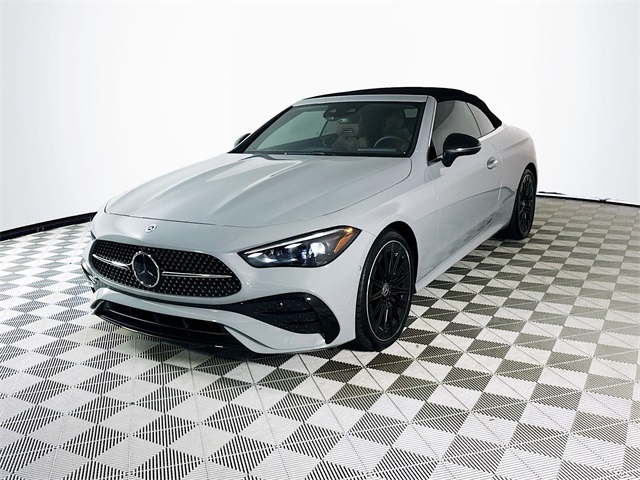 2026 Mercedes Benz CLE 300 4MATIC Cabriolet photo 3
