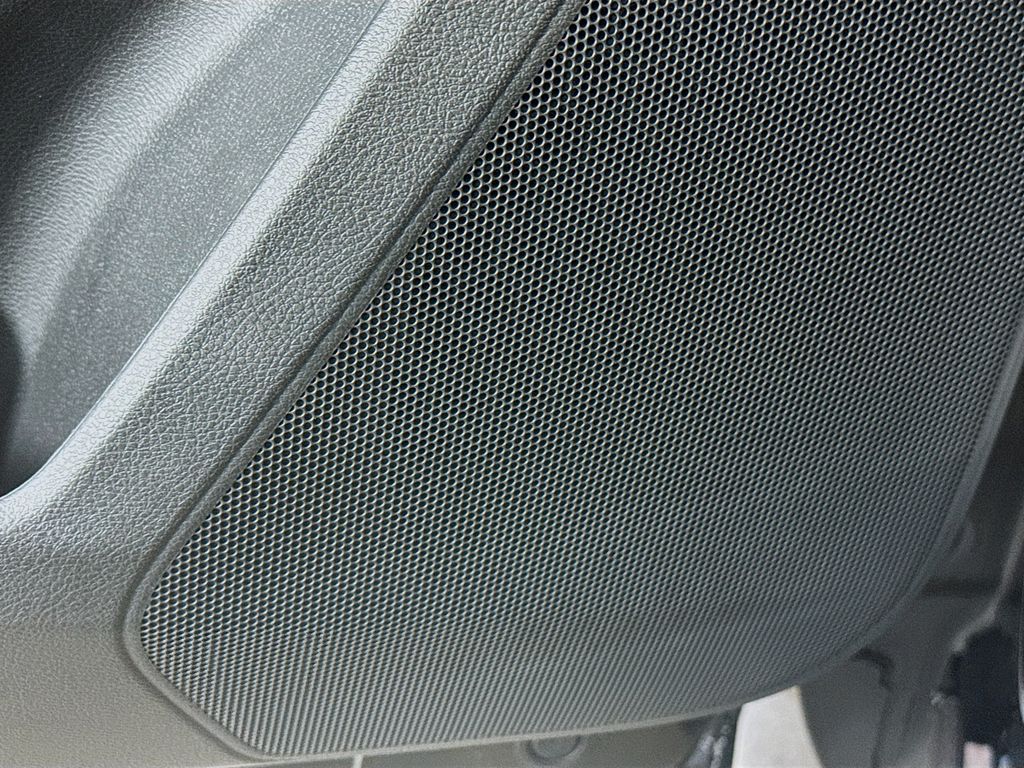 2026 Infiniti QX60 Luxe photo 16