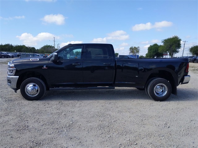 2026 Ram 3500 Tradesman photo 5
