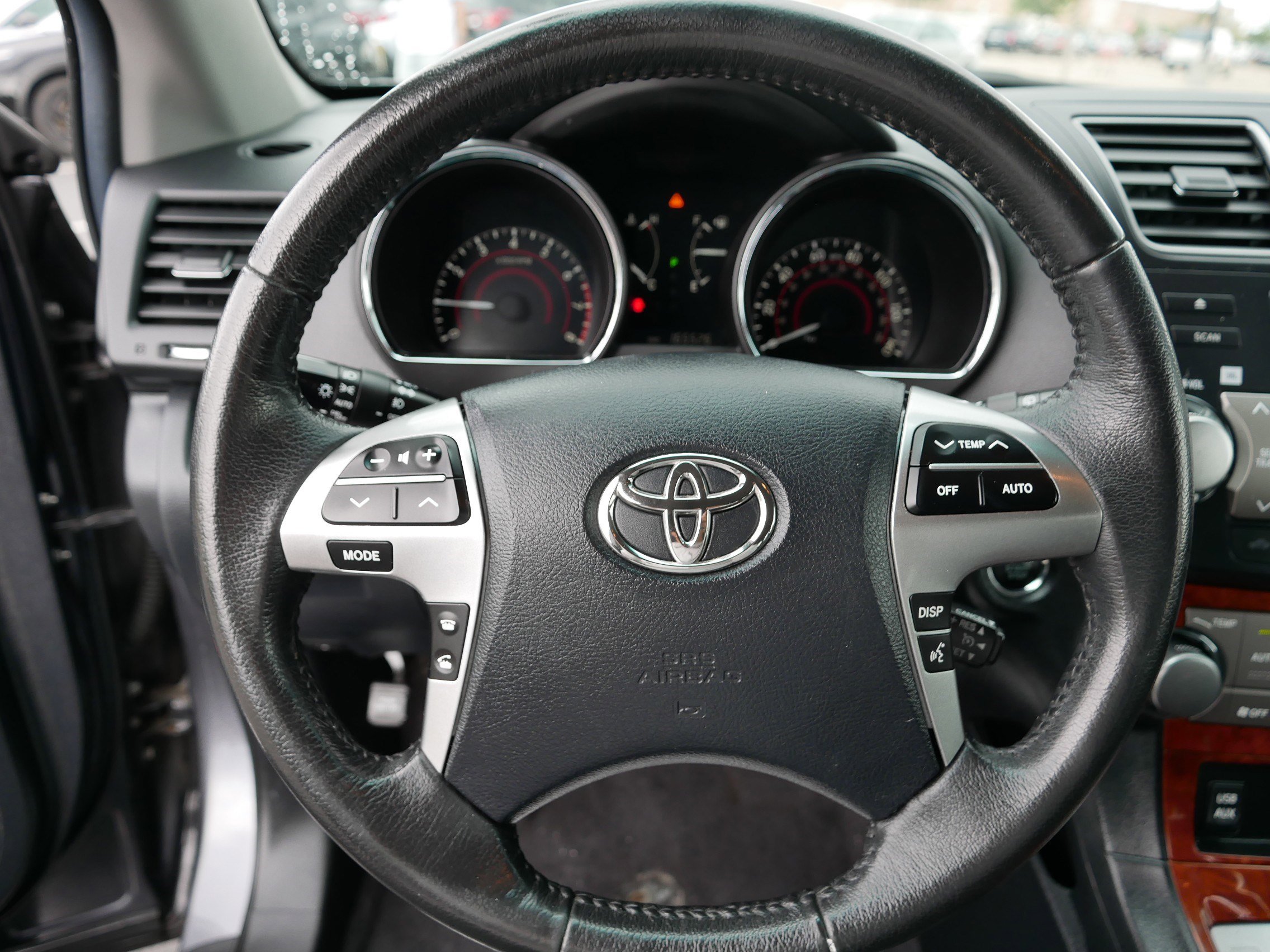 2012 Toyota Highlander Limited photo 24