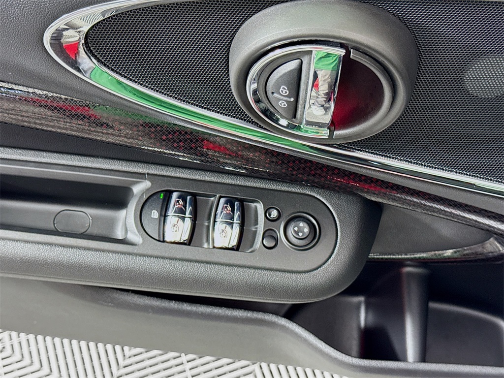 2023 Mini Cooper Base S ALL4 photo 17