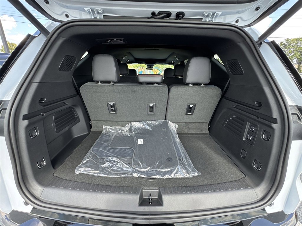 2026 Chevrolet Traverse RS photo 25