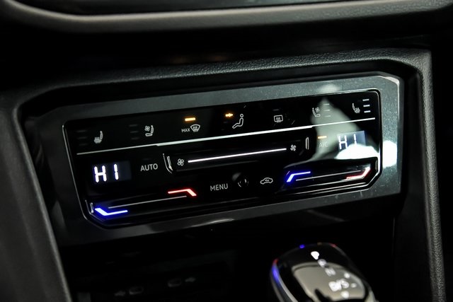 2022 Volkswagen Tiguan SEL Premium R-Line photo 18