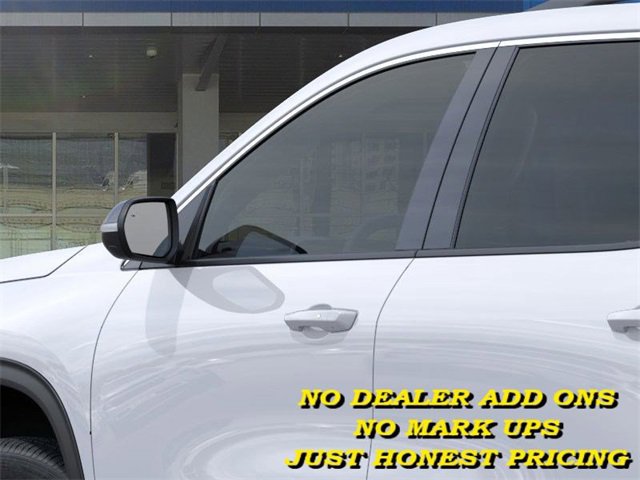 2026 Chevrolet Traverse photo 12