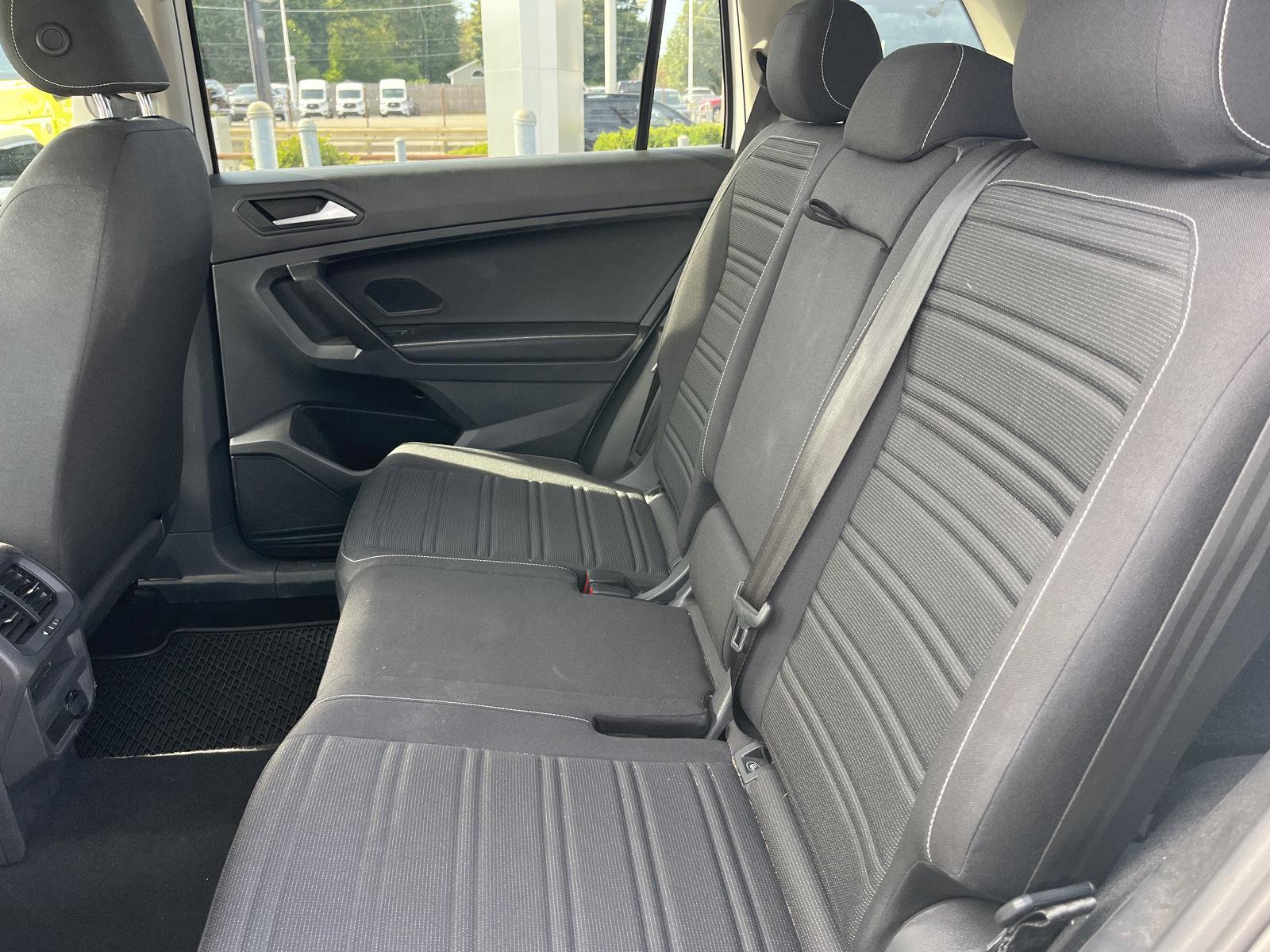 2022 Volkswagen Tiguan S photo 11