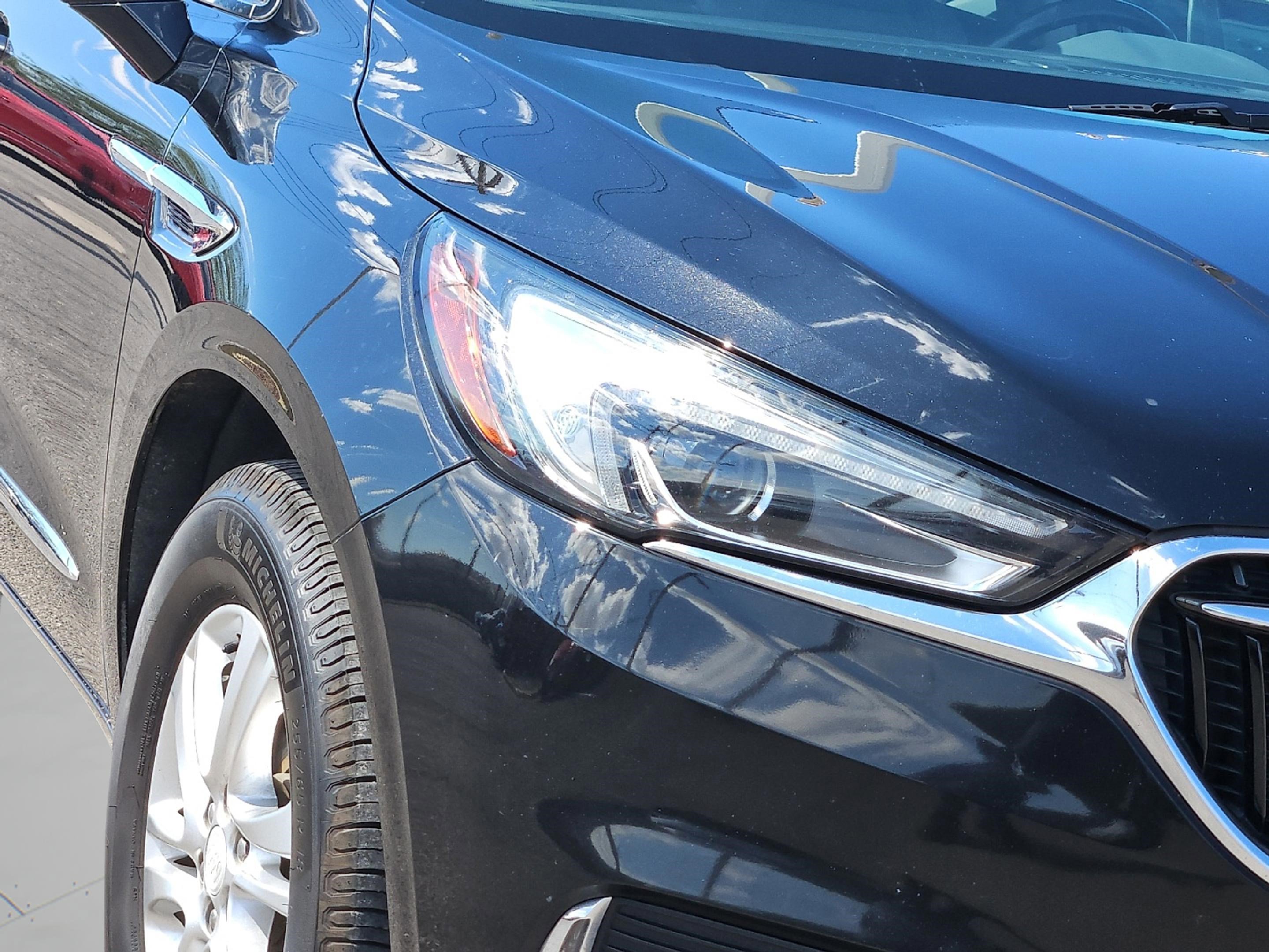 2019 Buick Enclave Essence photo 5