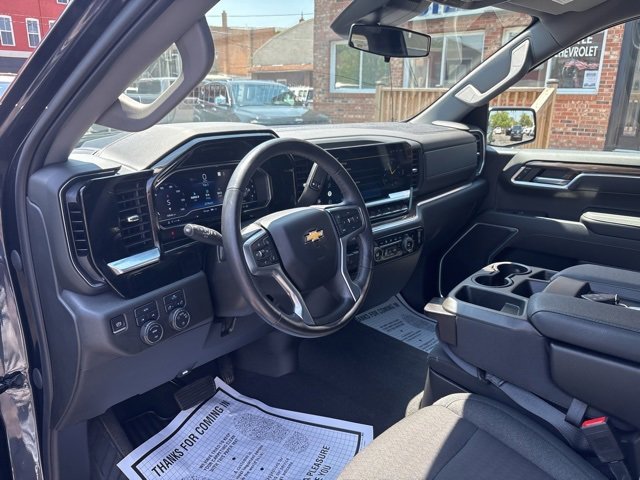 2022 Chevrolet Silverado 1500 LT photo 16