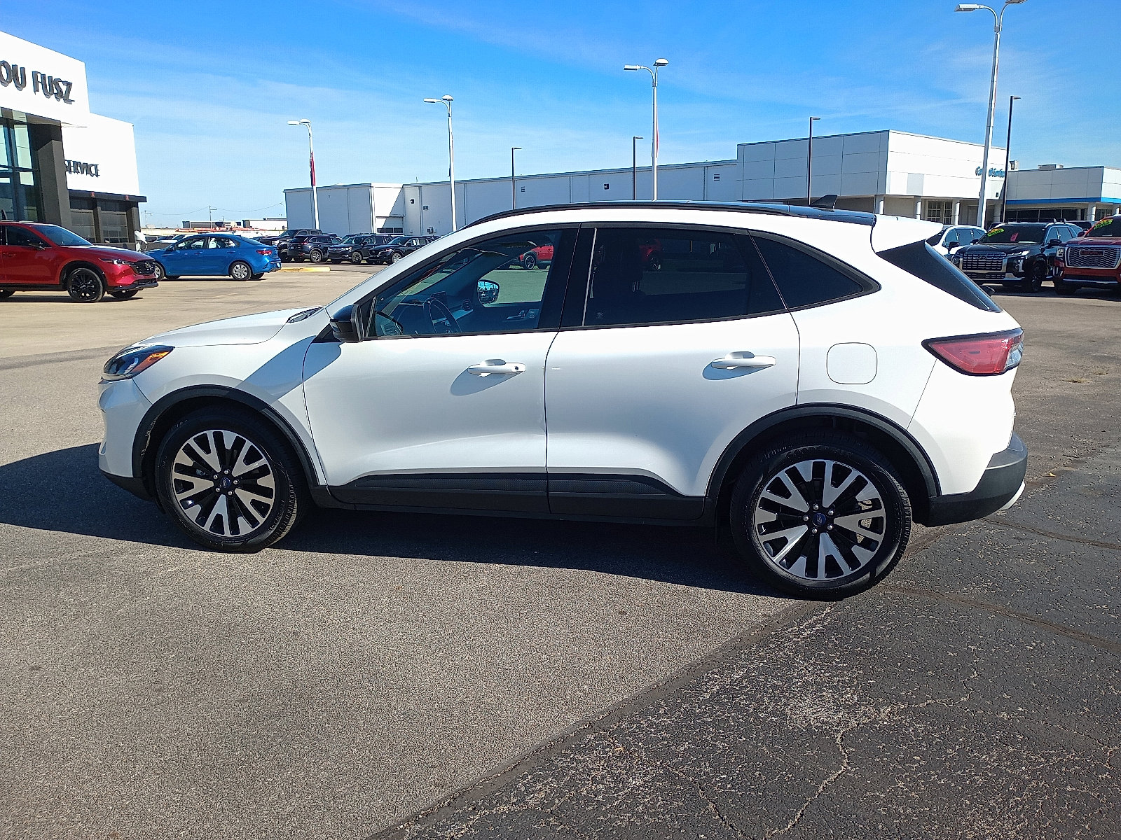 2020 Ford Escape SE Sport Hybrid photo 4