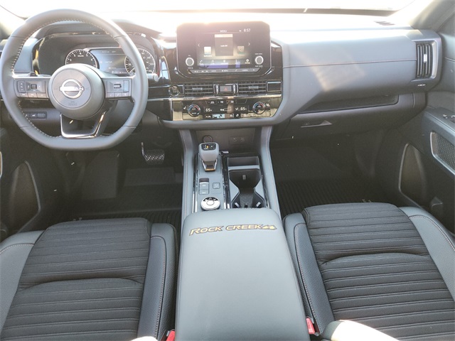 2025 Nissan Pathfinder Rock Creek photo 10