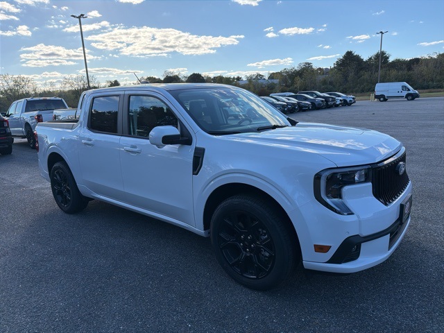 2025 Ford Maverick Lobo's photo