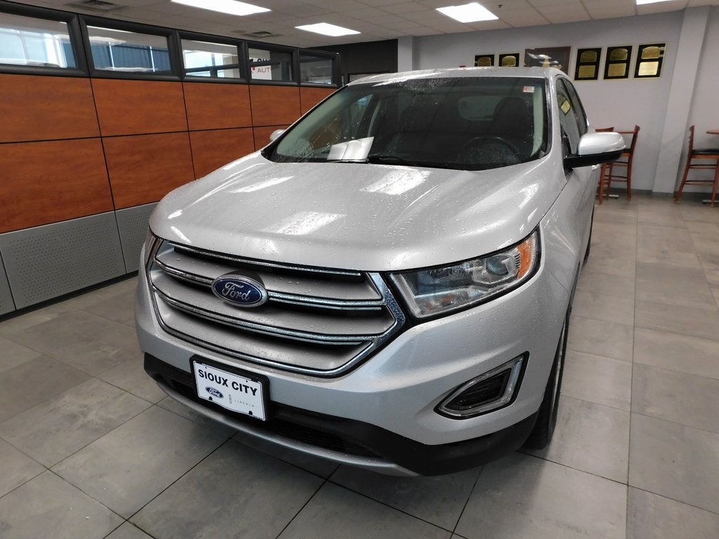 Used 2018 Ford Edge SEL with VIN 2FMPK3J90JBC32438 for sale in Sioux City, IA