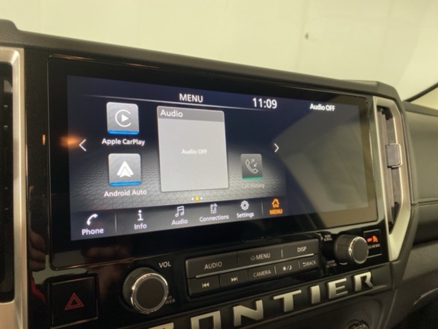 2025 Nissan Frontier SV photo 10