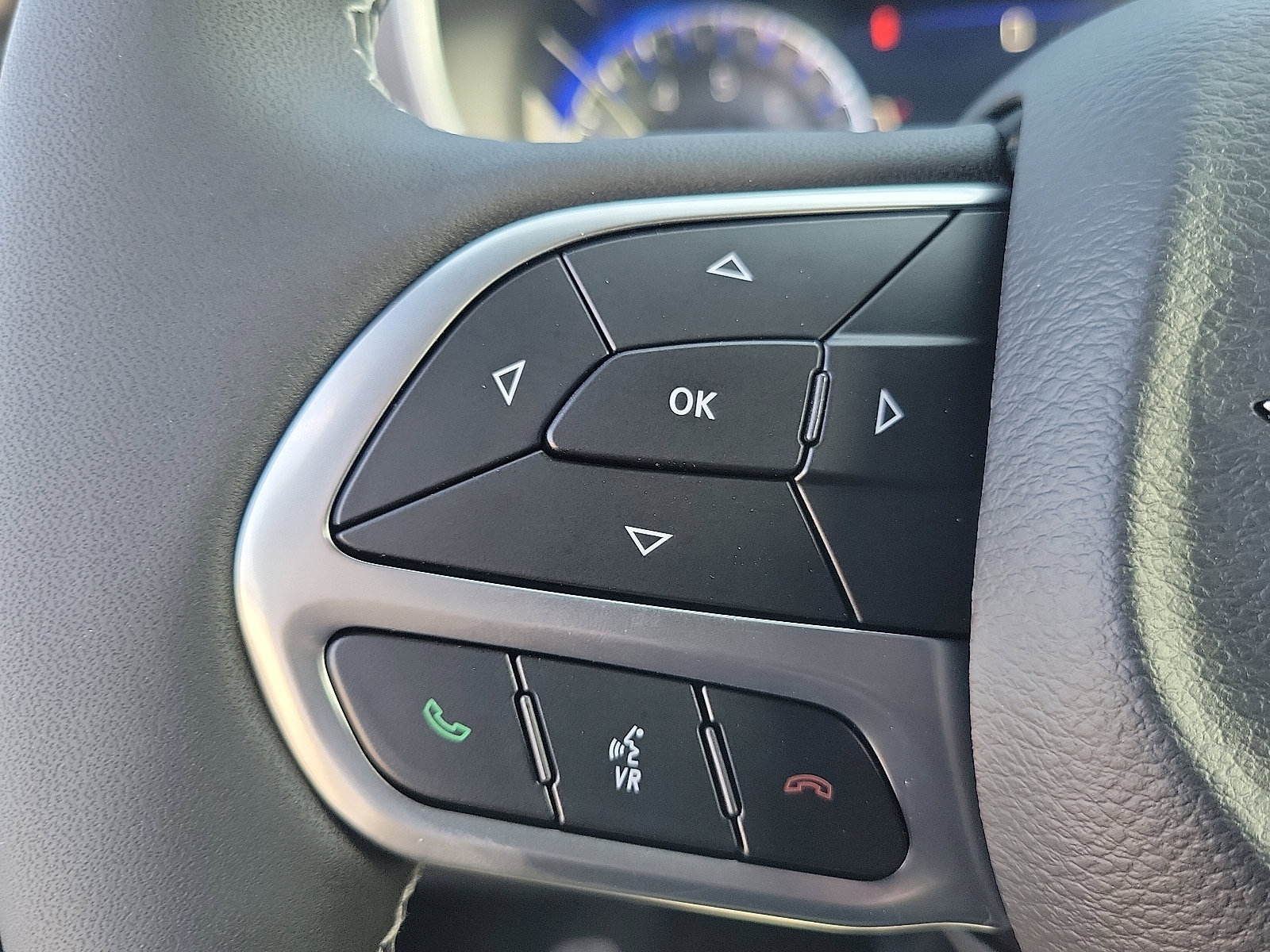 2026 Chrysler Pacifica photo 3