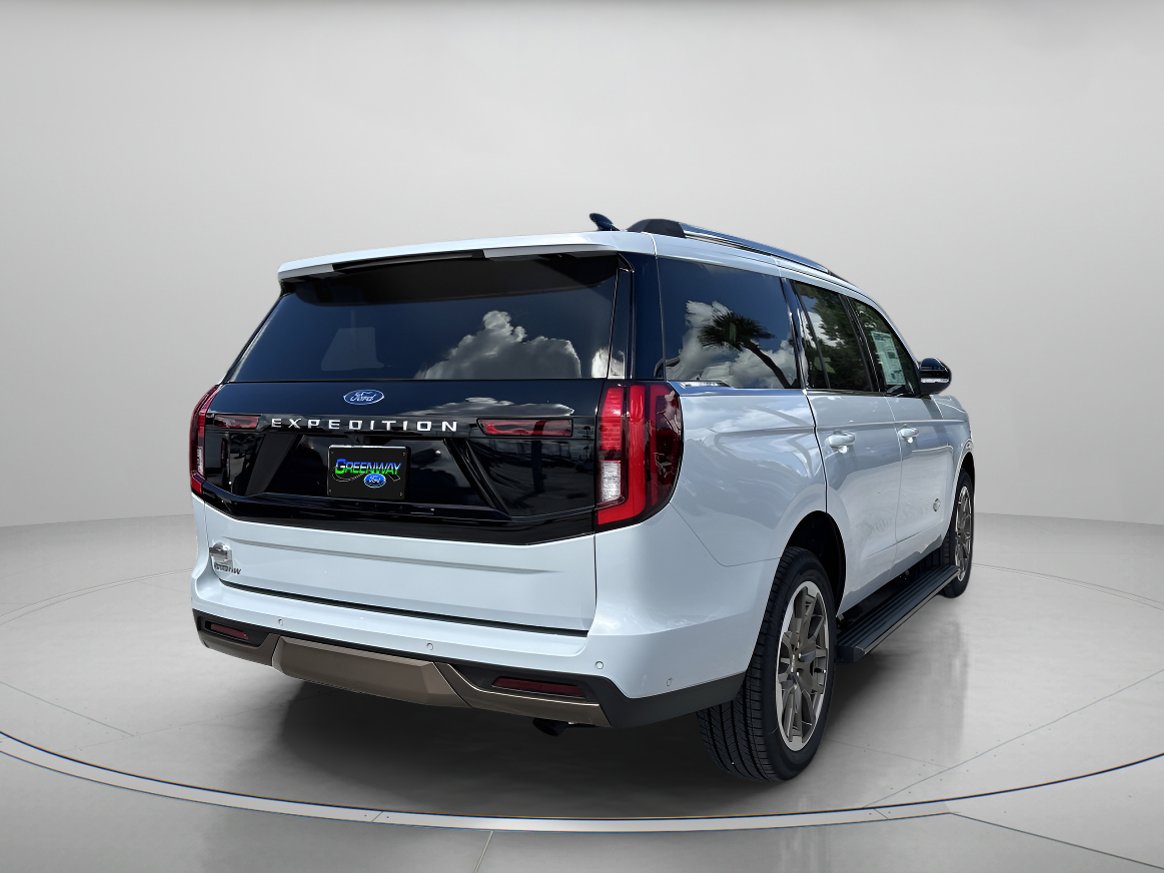 2025 Ford Expedition King Ranch photo 3