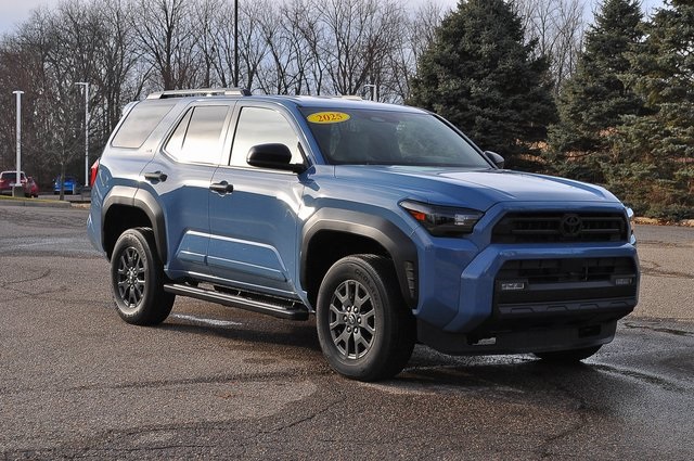 2025 Toyota 4Runner SR5's photo
