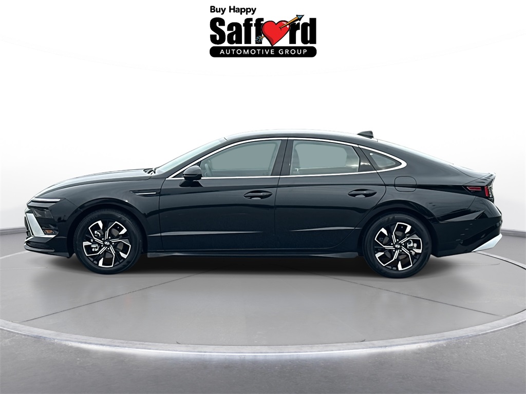 2025 Hyundai Sonata SEL photo 4