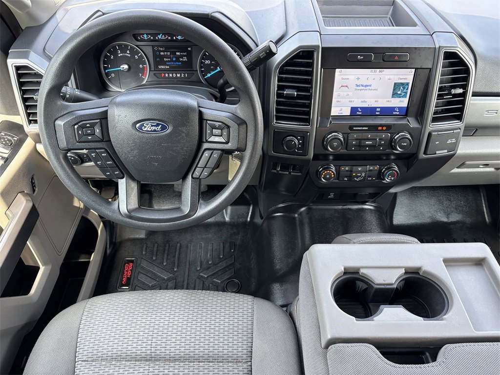 2022 Ford F-250 XLT photo 3