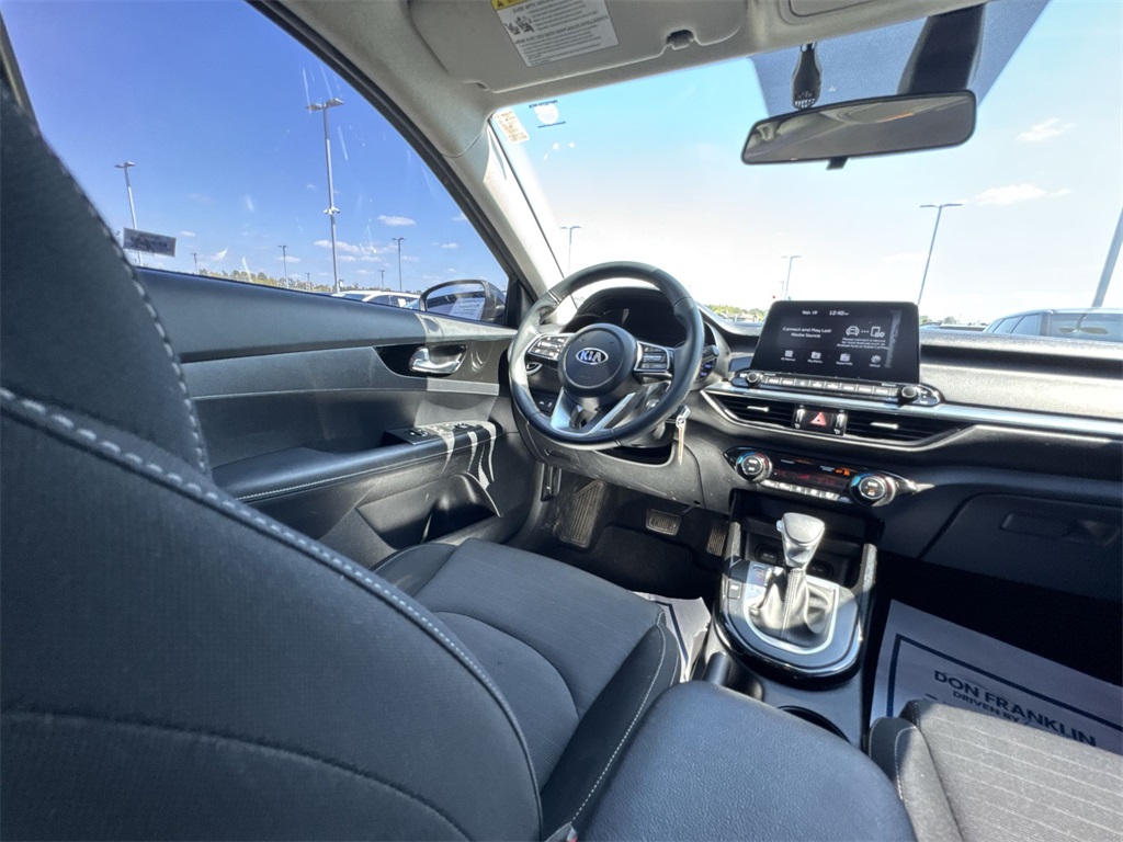 2019 Kia Forte S photo 15