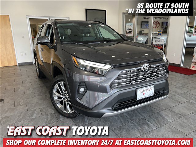 2025 Toyota RAV4 Limited's photo