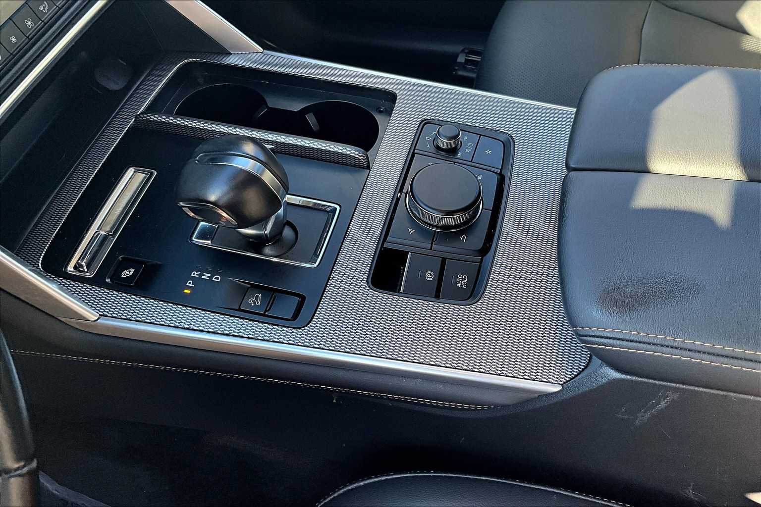 2024 Mazda CX-90 Premium photo 15