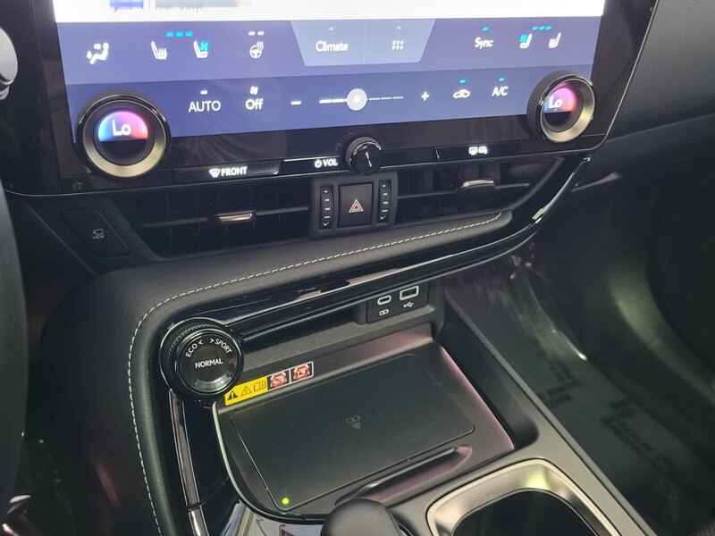 2025 Lexus NX 350h Premium AWD photo 21