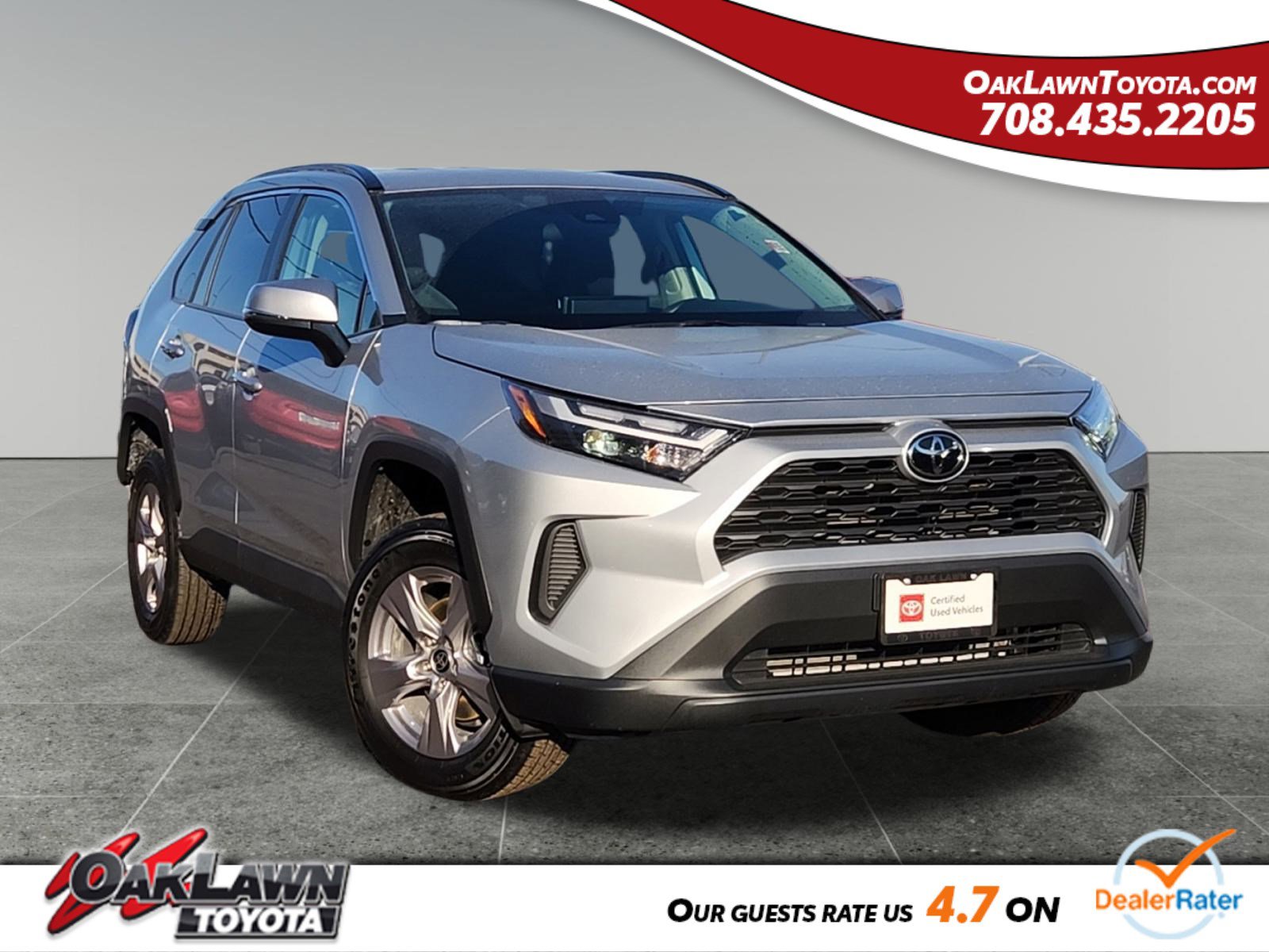 2025 Toyota RAV4 XLE's photo